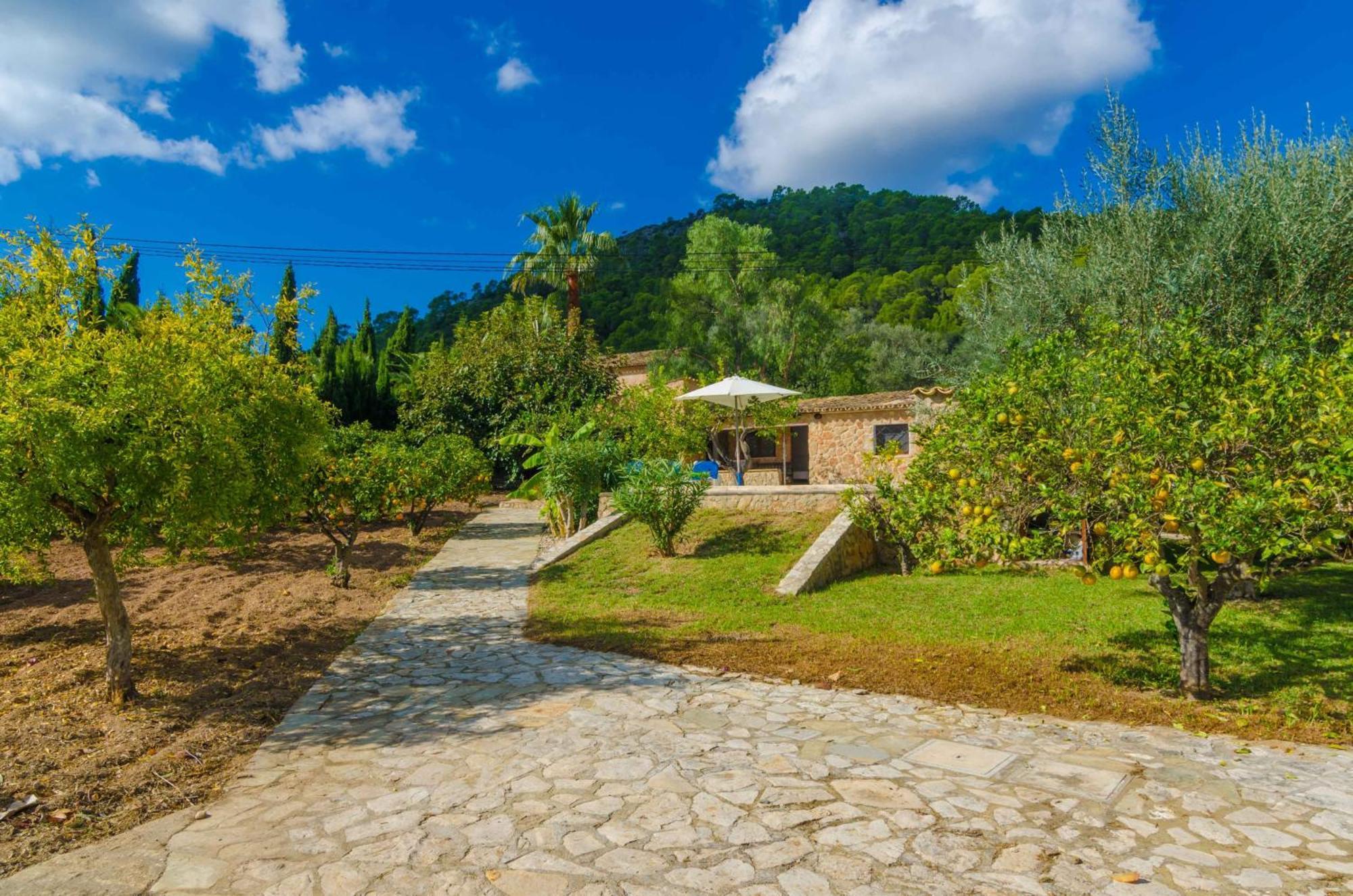 Casa Margarita Villa อานดราตส์ ภายนอก รูปภาพ